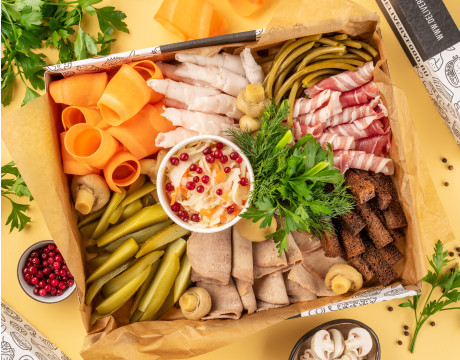 Russia Food Box №13