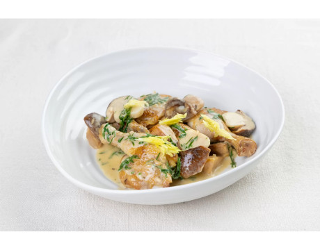 Sherry chicken with porcini mushrooms