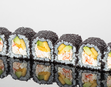 Crab Mango Roll