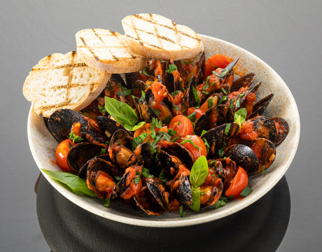 Mussels in Tomato Sauce