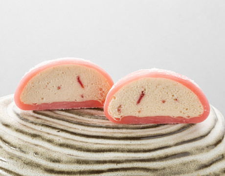 Strawberry mochi
