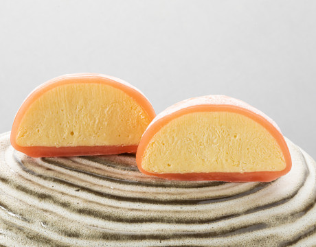 Peach mochi