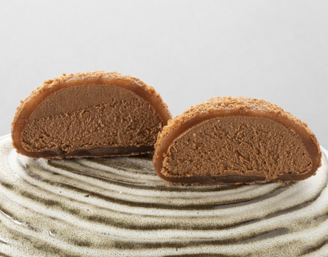 Chocolate mochi