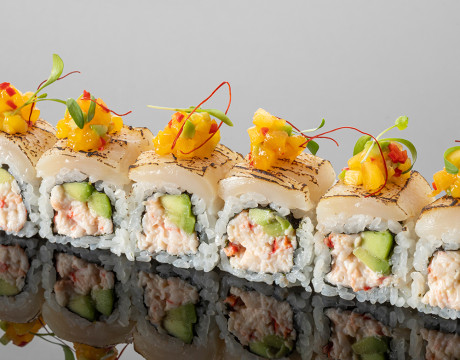 Aburi Scallop Roll